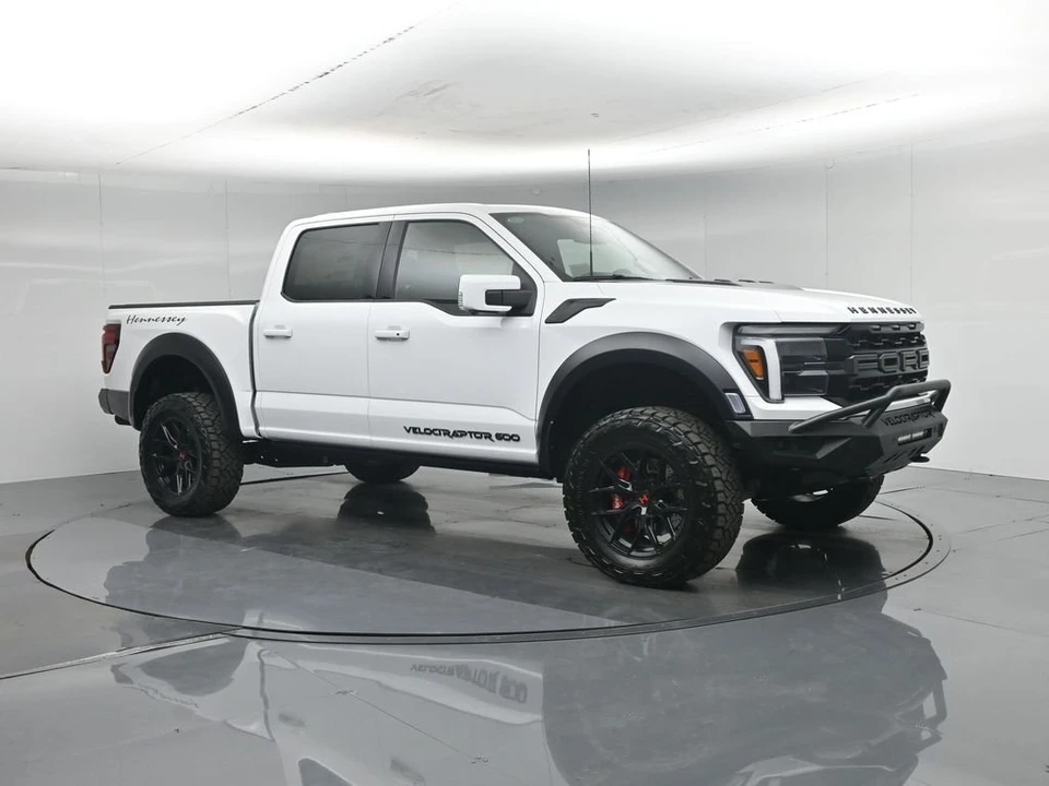 2026 Ford F-150 Raptor 14th Gen - Image 29 of 31