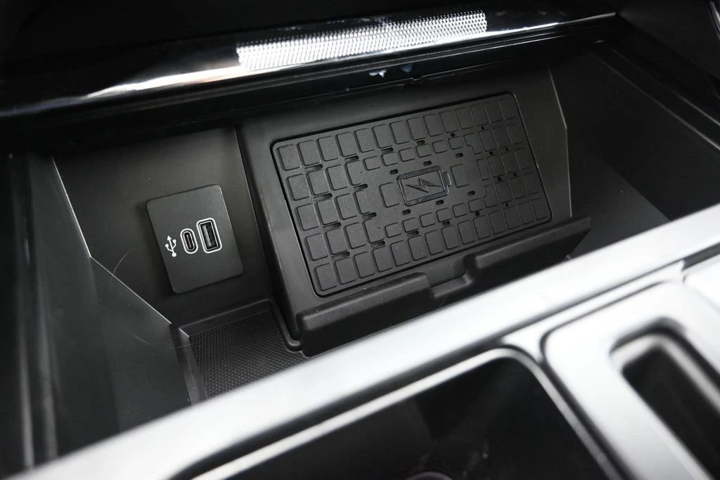 2026 Ford F-150 Raptor 14th Gen - Image 17 of 31