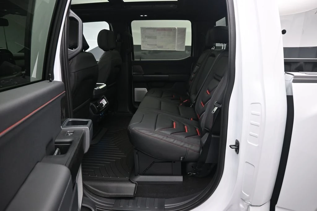 2026 Ford F-150 Raptor 14th Gen - Image 21 of 31