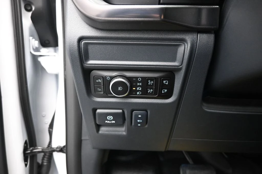 2026 Ford F-150 Raptor 14th Gen - Image 12 of 31