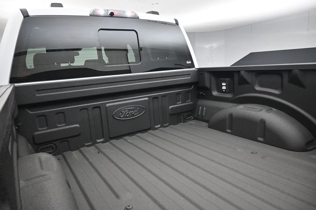 2026 Ford F-150 Raptor 14th Gen - Image 24 of 31