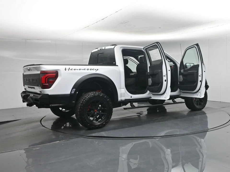 2026 Ford F-150 Raptor 14th Gen - Image 5 of 31