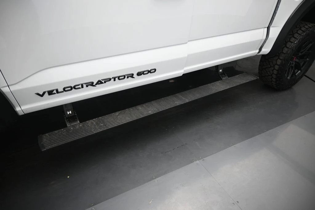 2026 Ford F-150 Raptor 14th Gen - Image 26 of 31