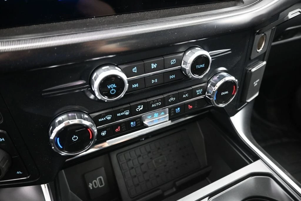 2026 Ford F-150 Raptor 14th Gen - Image 16 of 31