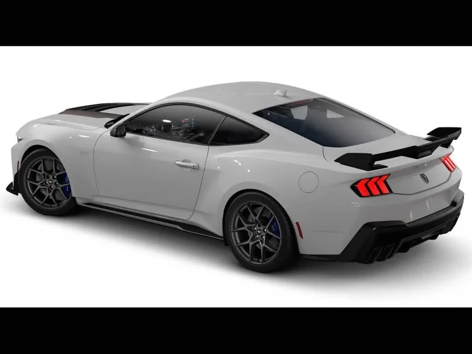 2026 Ford S650 Mustang Dark Horse - Image 2 of 8