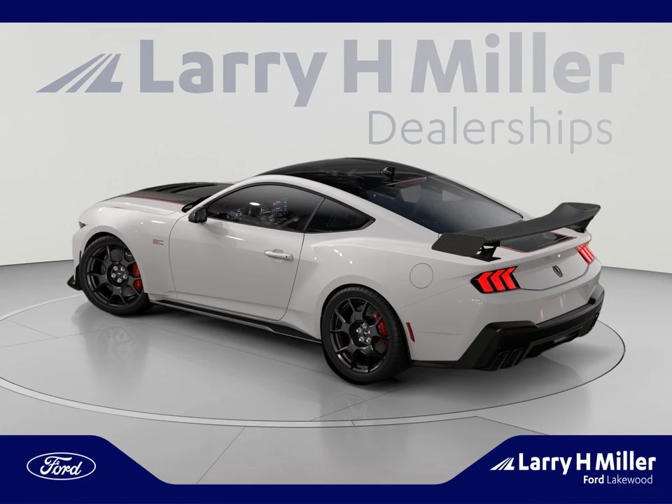 2026 Ford S650 Mustang Dark Horse - Image 2 of 8