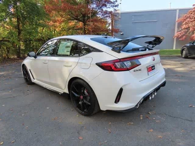 2026 Honda Civic 11th Gen - Image 4 of 25