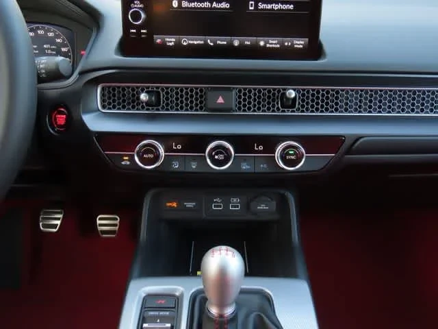 2026 Honda Civic 11th Gen - Image 21 of 25