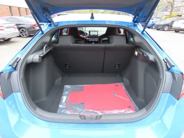 2026 Honda Civic 11th Gen - Image 12 of 27