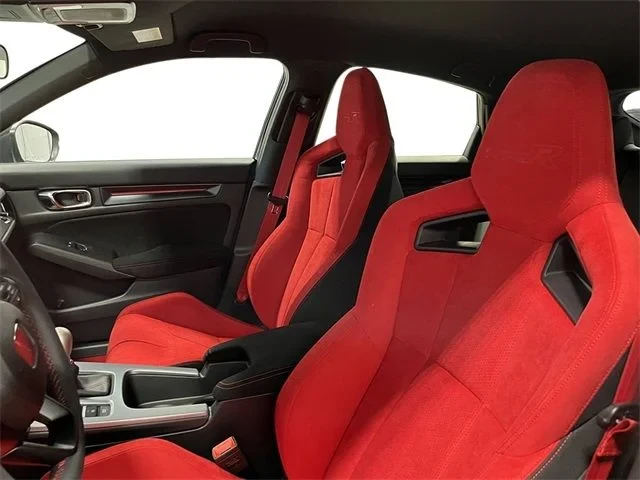 2026 Honda FL5 Civic Type R - Image 14 of 31