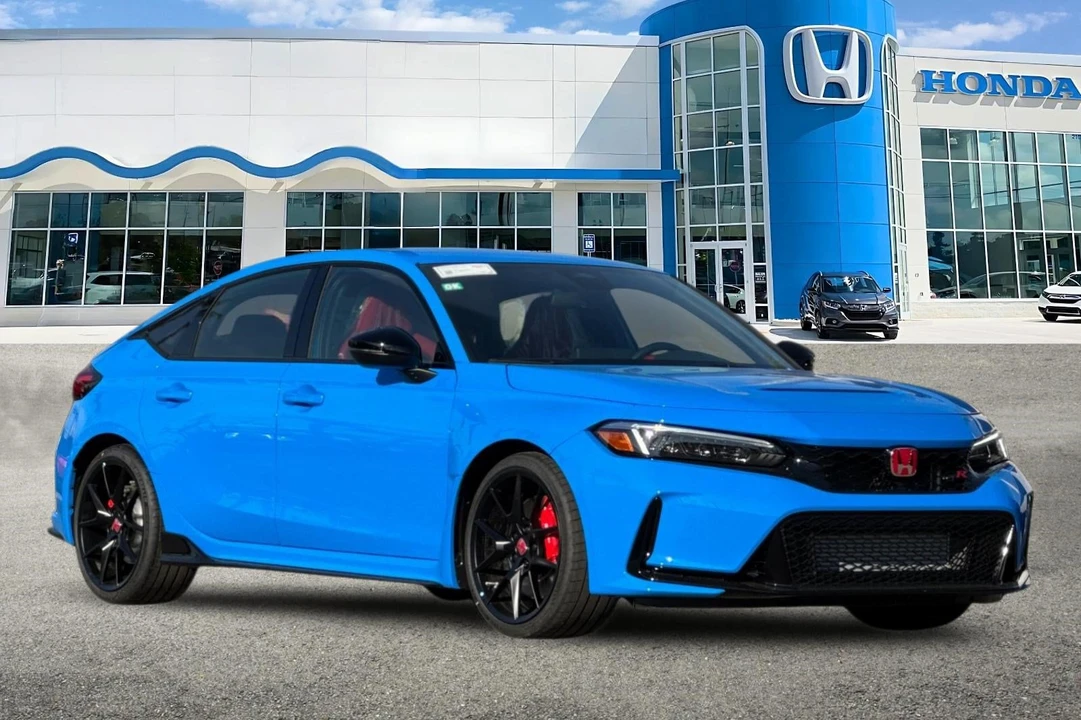 2026 Honda FL5 Civic Type R - Image 6 of 31