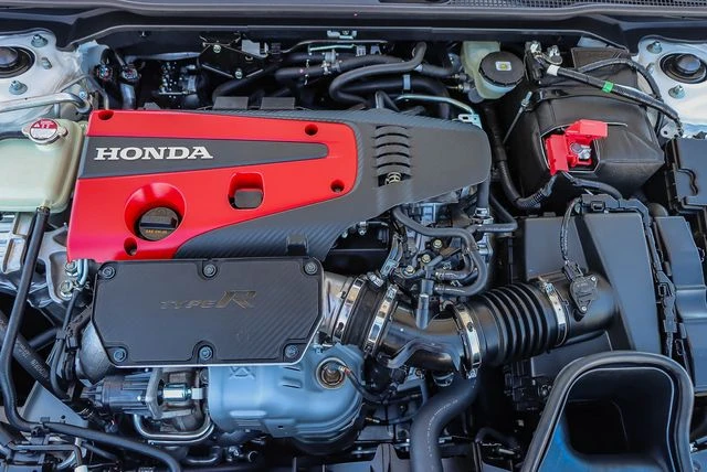 2026 Honda FL5 Civic Type R - Image 29 of 30