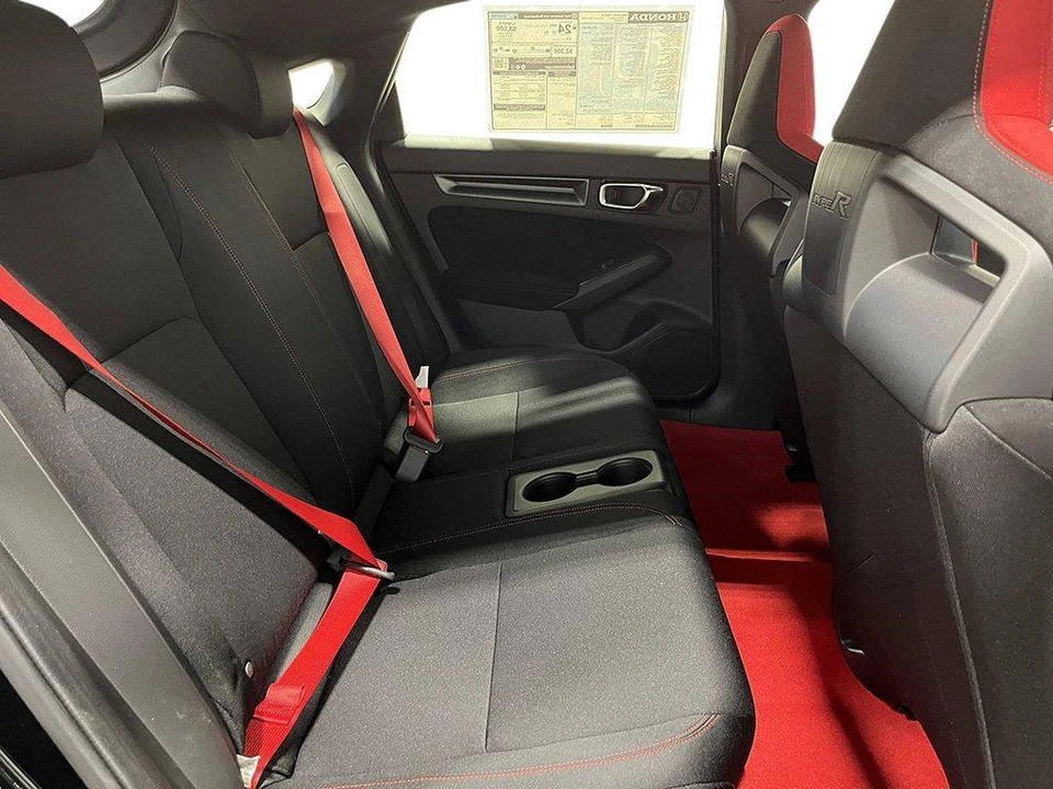 2026 Honda FL5 Civic Type R - Image 29 of 30