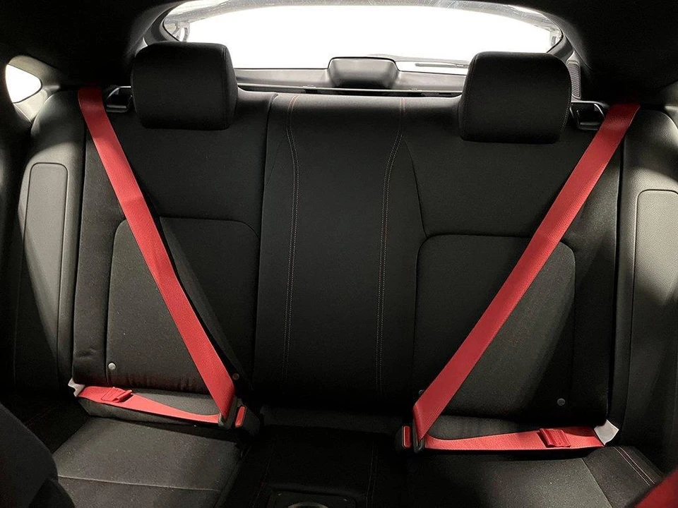 2026 Honda FL5 Civic Type R - Image 24 of 30