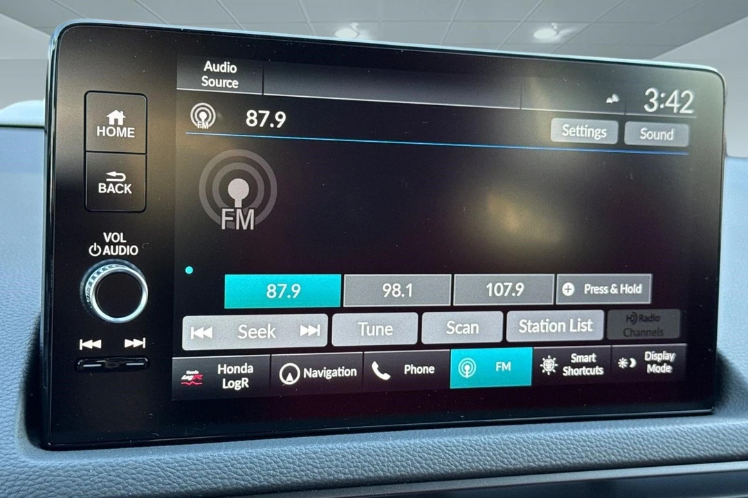 2026 Honda FL5 Civic Type R - Image 23 of 31