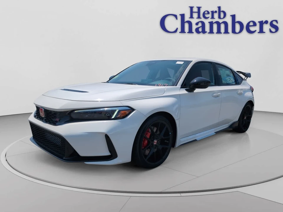 2026 Honda FL5 Civic Type R - Image 11 of 29