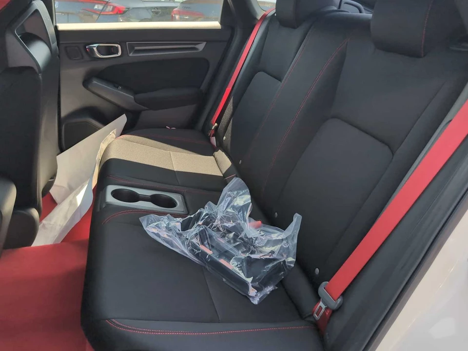 2026 Honda FL5 Civic Type R - Image 16 of 29