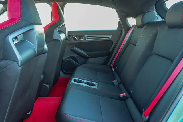 2026 Honda FL5 Civic Type R - Image 10 of 30