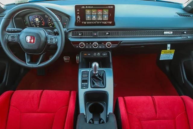 2026 Honda FL5 Civic Type R - Image 5 of 30