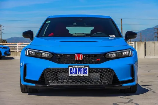 2026 Honda FL5 Civic Type R - Image 4 of 30