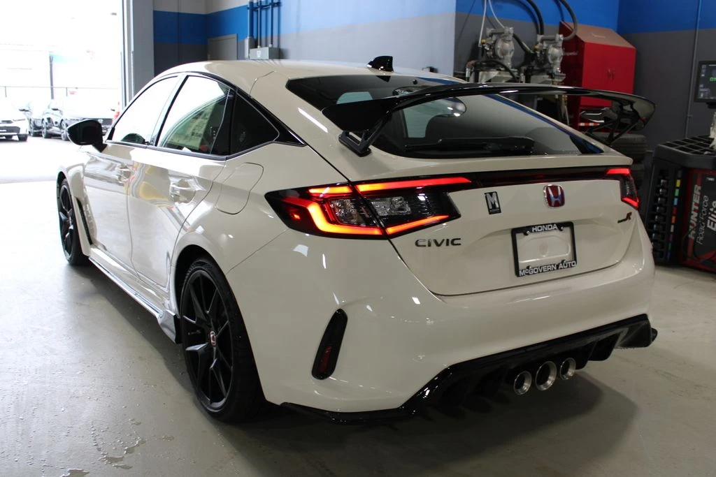 2026 Honda FL5 Civic Type R - Image 8 of 31