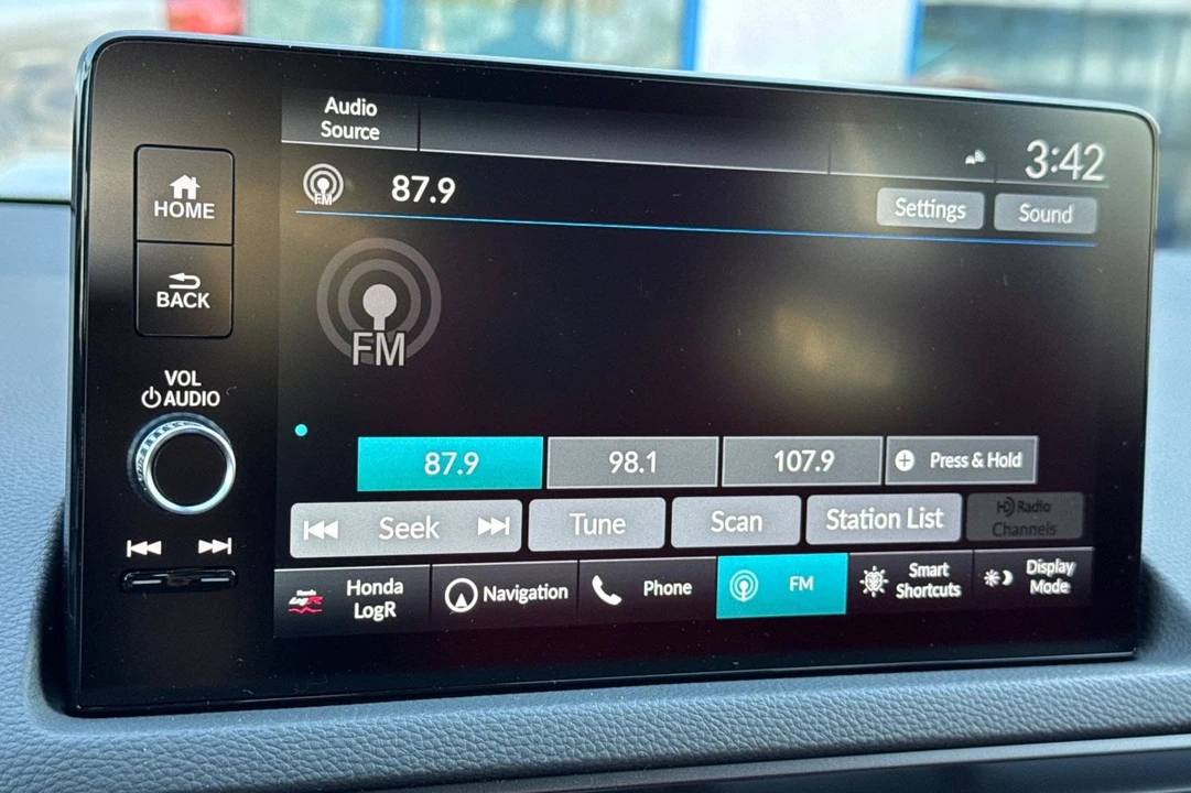 2026 Honda FL5 Civic Type R - Image 23 of 31