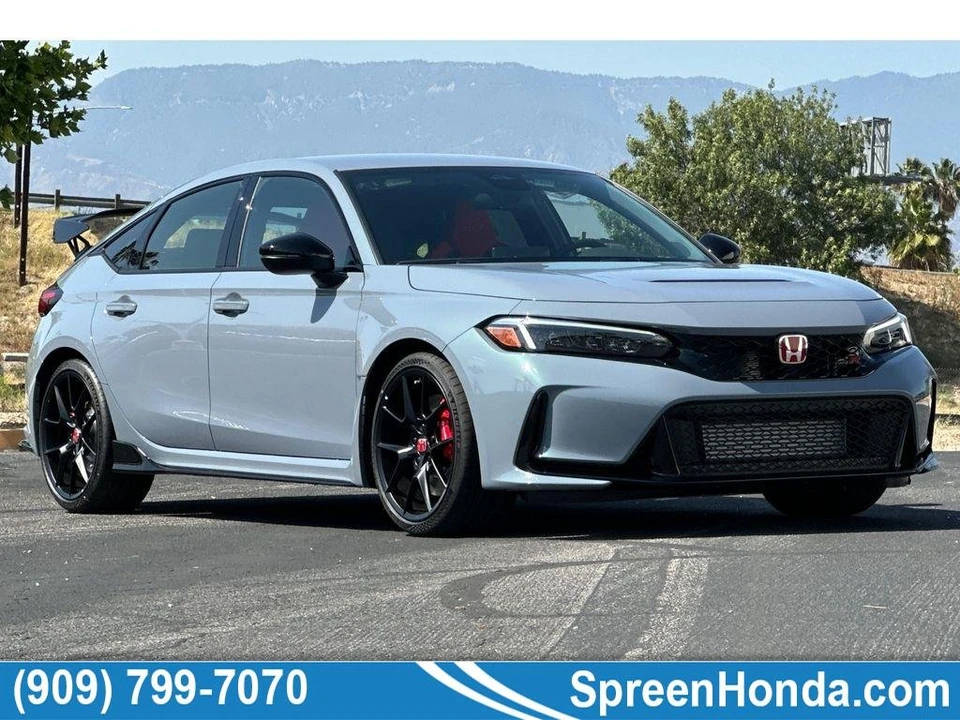 2026 Honda FL5 Civic Type R - Image 1 of 31
