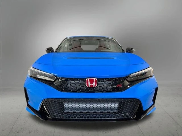 2026 Honda FL5 Civic Type R - Image 9 of 30