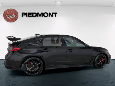 2026 Honda FL5 Civic Type R - Image 4 of 29