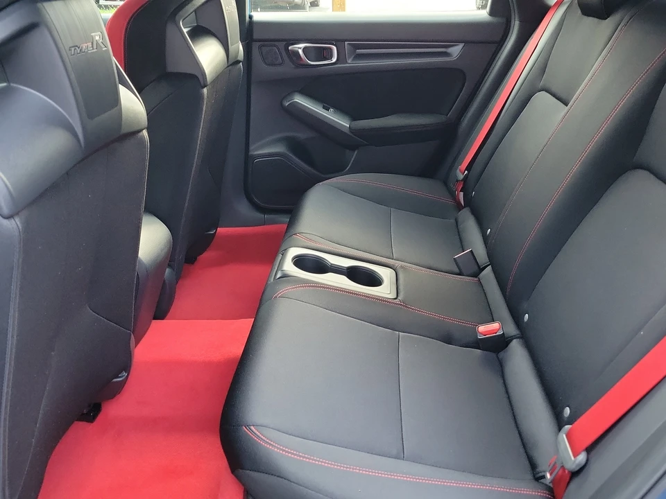 2026 Honda FL5 Civic Type R - Image 12 of 31
