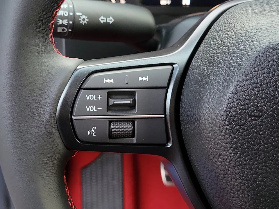 2026 Honda FL5 Civic Type R - Image 23 of 31