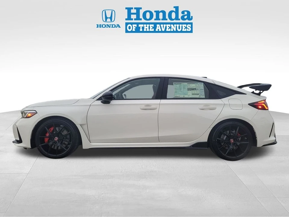 2026 Honda FL5 Civic Type R - Image 4 of 16