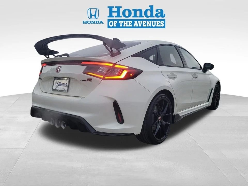 2026 Honda FL5 Civic Type R - Image 6 of 16