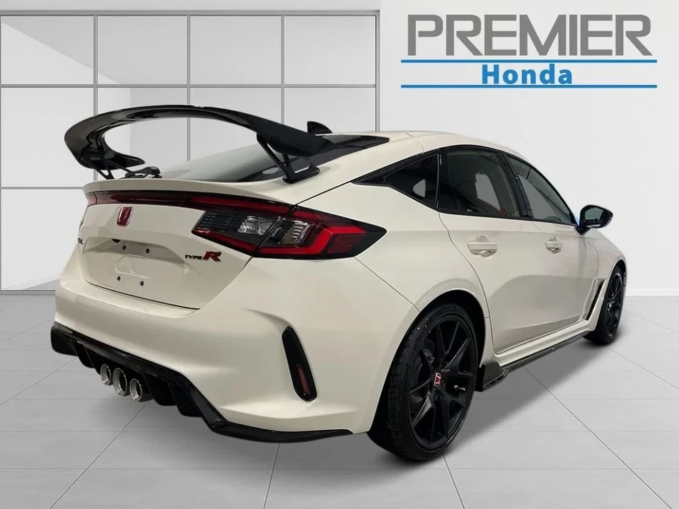 2026 Honda FL5 Civic Type R - Image 7 of 31