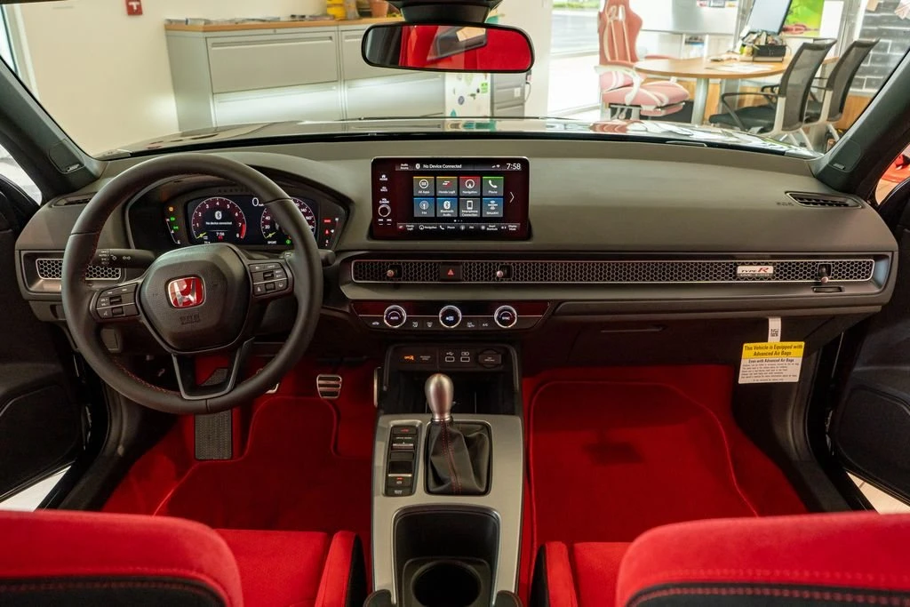 2026 Honda FL5 Civic Type R - Image 17 of 29