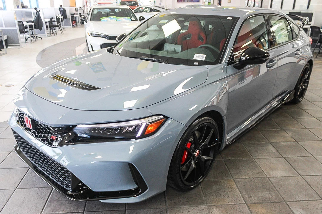 2026 Honda FL5 Civic Type R - Image 3 of 26