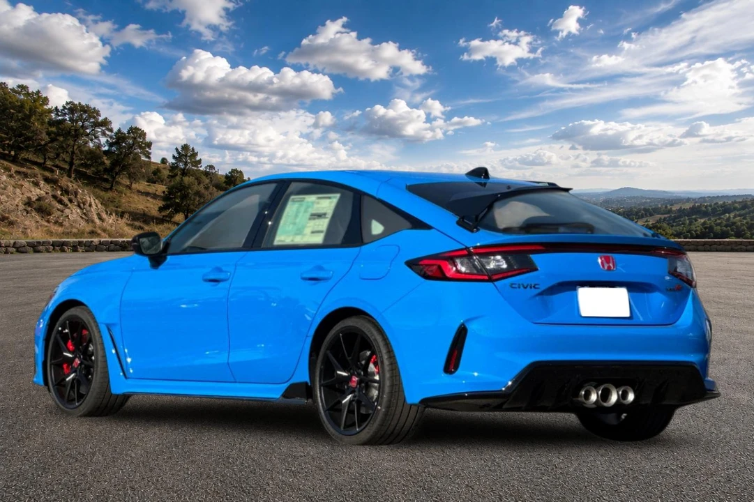 2026 Honda FL5 Civic Type R - Image 6 of 31