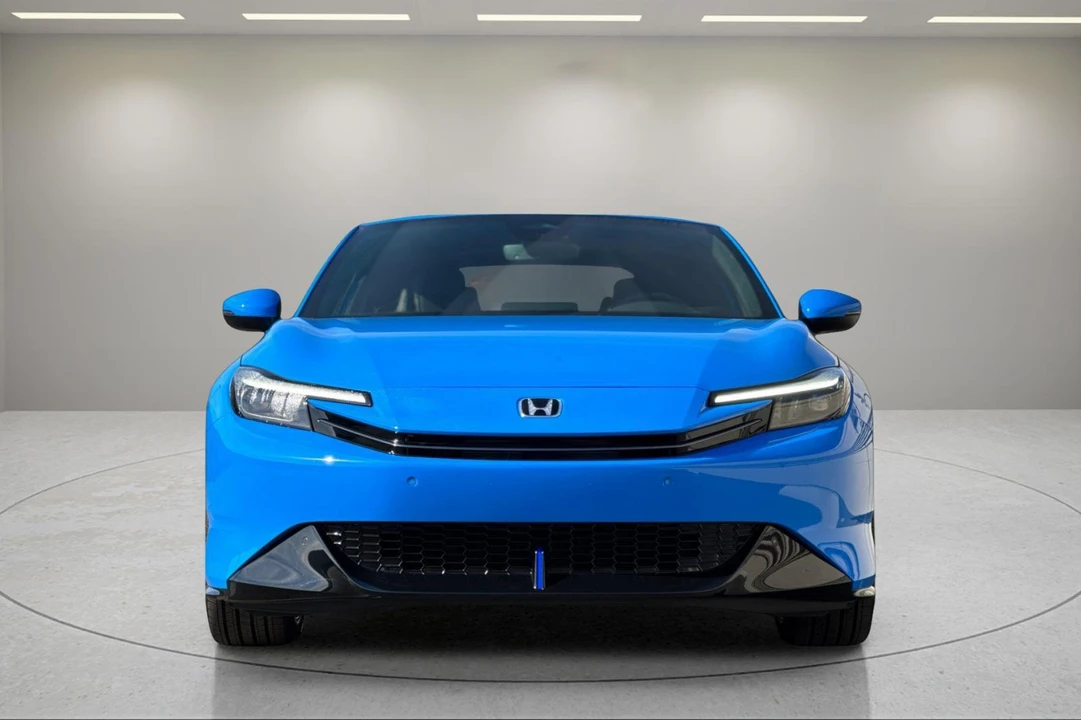 2026 Honda Prelude - Image 8 of 25