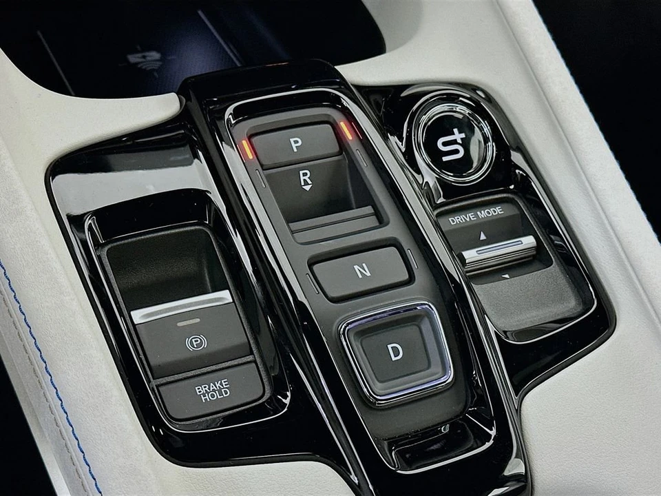 2026 Honda Prelude - Image 16 of 23