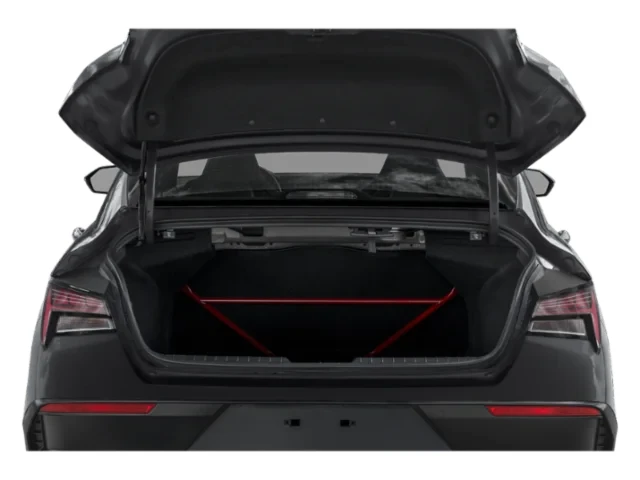 2026 Hyundai Elantra - Image 8 of 13