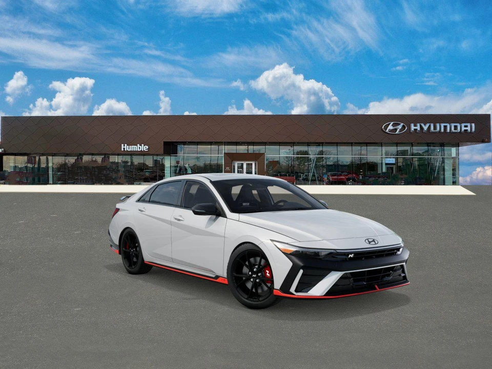 2026 Hyundai Elantra - Image 2 of 17