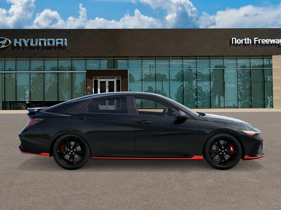 2026 Hyundai Elantra - Image 7 of 17