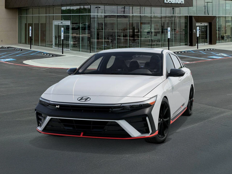 2026 Hyundai Elantra - Image 6 of 17