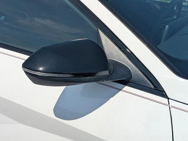 2026 Hyundai Elantra - Image 13 of 31