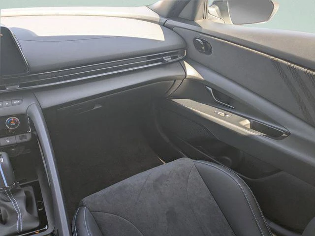 2026 Hyundai Elantra - Image 21 of 31
