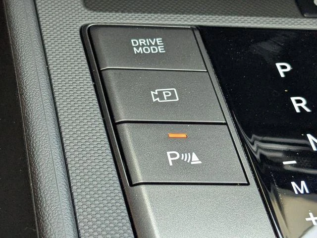 2026 Hyundai Elantra - Image 27 of 31