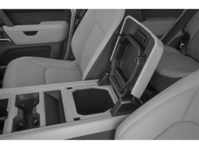 2026 Land Rover Defender 130 - Image 18 of 20