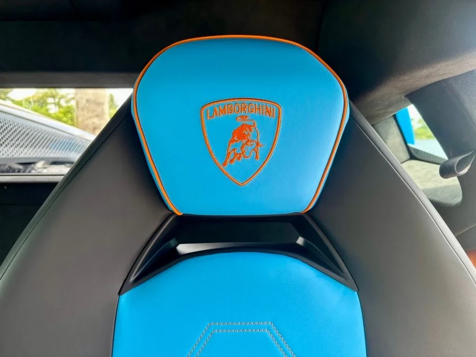 2026 Lamborghini Revuelto - Image 18 of 23