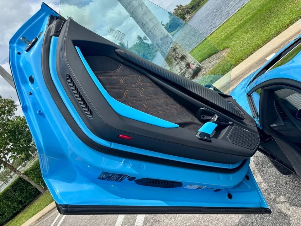 2026 Lamborghini Revuelto - Image 14 of 23