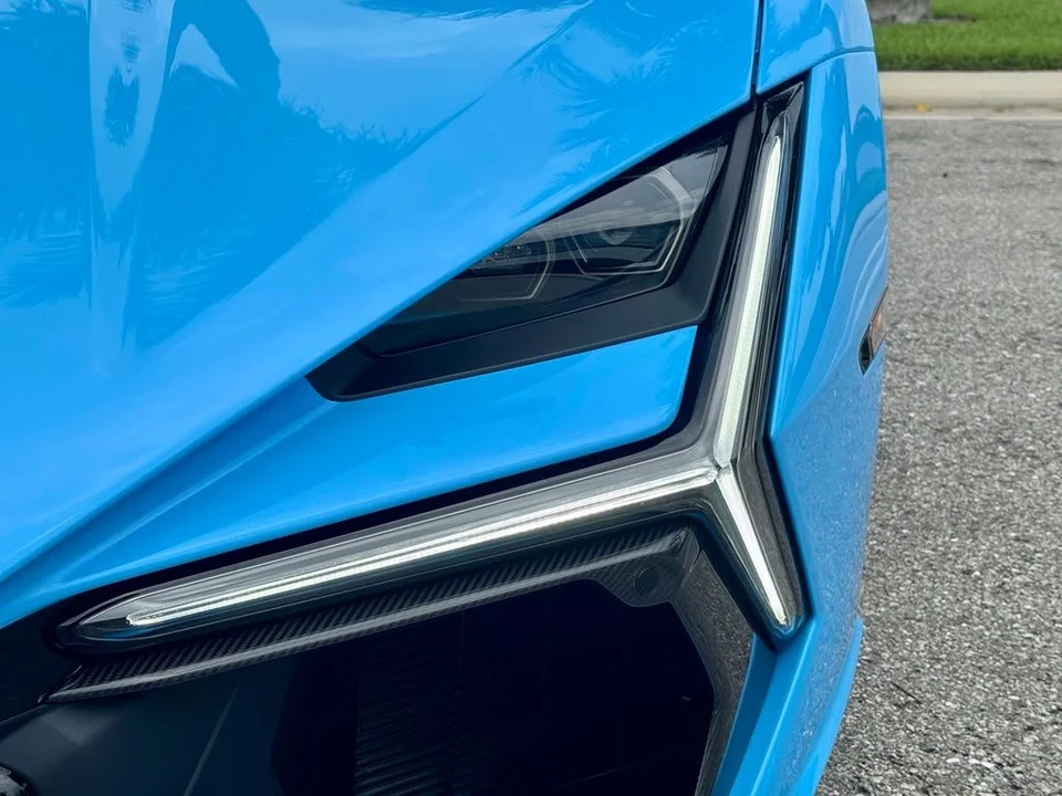 2026 Lamborghini Revuelto - Image 19 of 23